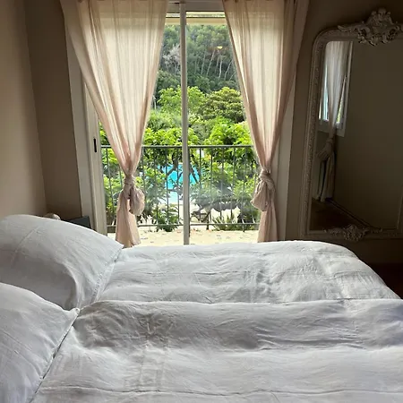 Maison De A * 카시스