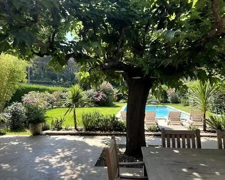 Maison De A * Cassis